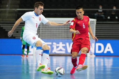 Sao trẻ tuyển Việt Nam tỏa sáng ở World Cup futsal khiến FIFA kinh ngạc