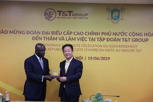 T&T Group và đối tác Hoa Kỳ ký các hợp đồng hợp tác thương mại đầu tư trị giá trên 3 tỷ USD