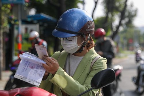 F0 ở TP.HCM gặp khó khi xin giấy xác nhận khỏi bệnh