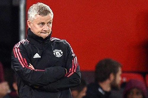CĐV MU kêu gọi sa thải Solskjaer sau khi bị loại khỏi cúp Liên đoàn