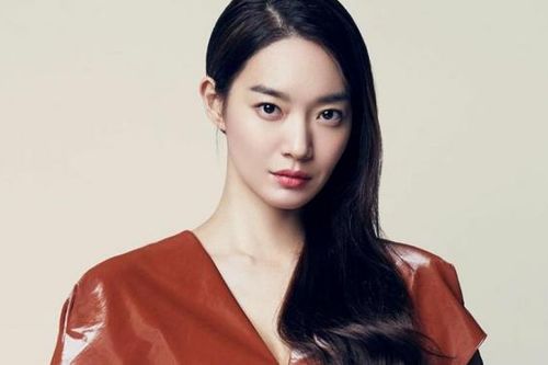 Mỹ nhân Shin Min Ah - 'Thế lực nhân ba' đáng gờm của K-biz