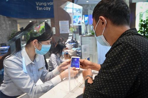 Bảo đảm an toàn hoạt động thu, chi tiền mặt khi có bão, lũ