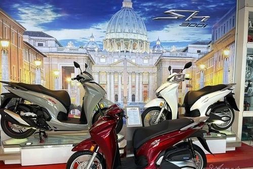 Honda SH 350i loạn giá, có thể đội lên hơn 200 triệu đồng