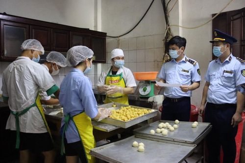 Lấy ý kiến về quản lý, sử dụng biểu mẫu trong hoạt động kiểm tra, kiểm soát của lực lượng QLTT