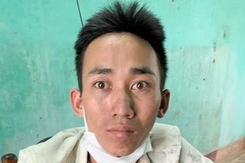Kẻ vừa ra tù 'nổ' thân quen với cán bộ trại giam, lừa đảo chạy án