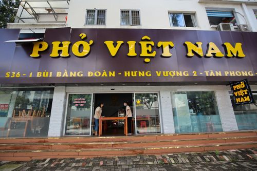 Còn 7 ngày 'chạy nước rút' cho bình thường mới, TP.HCM cần làm gì?