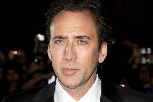 Tài tử Nicolas Cage bị đuổi khỏi nhà hàng vì say xỉn