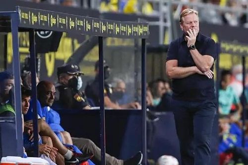 Barcelona lại hòa, HLV Koeman mỉa mai trọng tài vì rút thẻ đỏ