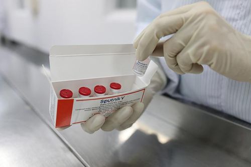 Việt Nam sản xuất thành công lô vaccine Sputnik V đầu tiên