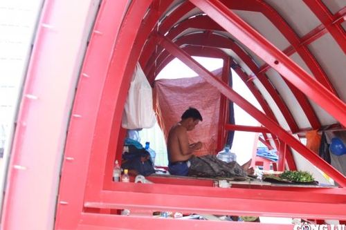 ĐBQH TP. HCM: Không để công nhân ở lăn lóc, sống lụp xụp quanh các khu công nghiệp