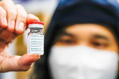 Bộ Y tế phân bổ hơn 660.000 liều vắc xin Pfizer và AstraZeneca cho TPHCM