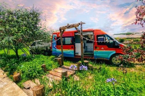 Loạt gia đình Việt 'xây' nhà di động: người chi tiền tỷ, người chỉ tốn 20 triệu vẫn đủ vi vu
