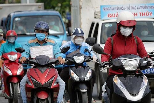 Đường phố TP Cần Thơ ngày đầu nới lỏng giãn cách theo Chỉ thị 15