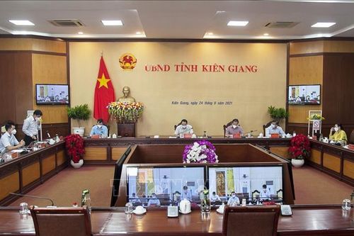 Bệnh viện Chợ Rẫy hỗ trợ tư vấn phòng, chống dịch và điều trị bệnh nhân COVID-19
