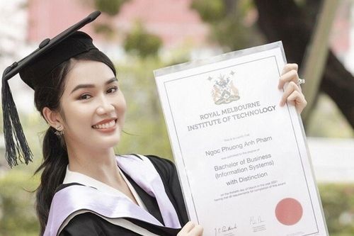 Á hậu sở hữu học vấn đáng nể Vbiz: Vừa tốt nghiệp Thủ khoa lại tiếp tục nhận học bổng Thạc sĩ
