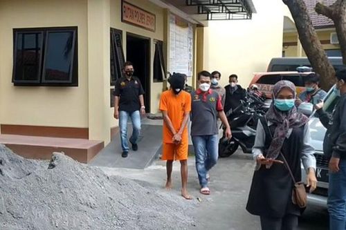 Thường xuyên bỏ học, chỉ lo chơi bời bị mắng mỏ, cậu bé 17 tuổi liền nổi nóng tước đoạt mạng sống của mẹ
