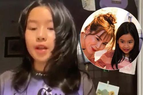 Con gái Lưu Hương Giang 10 tuổi thuyết trình tiếng Anh như gió