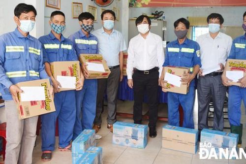Bảo đảm vệ sinh môi trường, tích cực chống Covid-19