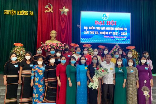 Bà Rơ Ô Lễ tái cử Chủ tịch Hội Liên hiệp phụ nữ huyện Krông Pa