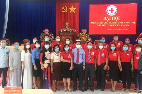 Ông Vũ Quang Nam tái đắc cử chức Chủ tịch Hội Chữ thập đỏ huyện Phú Thiện