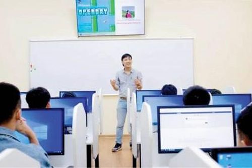Giáo dục Tin tức giáo dục Nên có cử nhân tin học ngành giáo dục