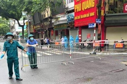 Hà Nội: Ca F0 tử vong trong tư thế treo cổ ở phố Trần Nhân Tông