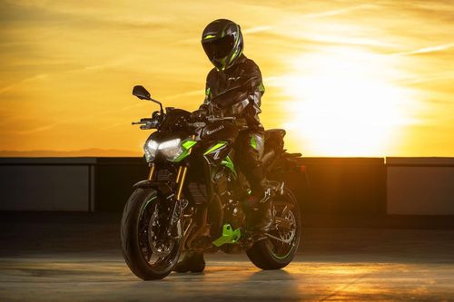 Kawasaki Z900 SE 2022 được nâng cấp khả năng vận hành