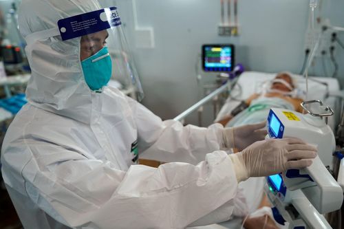 F0 khỏi bệnh xin ở lại viện chăm sóc cha