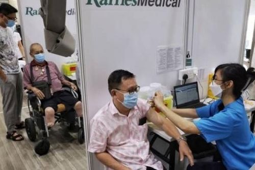 Tiêm mũi vaccine Covid-19 tăng cường - an toàn và cần thiết đến mức nào?