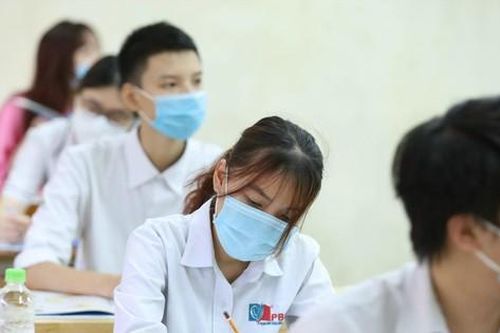 'Lạm phát' điểm chuẩn cao: Ðổi mới tuyển sinh thế nào?