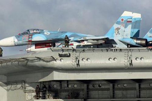 Sukhoi giúp Su-33 lấy lại vị trí từ MiG-29K