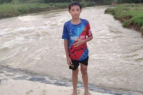 Nam sinh lớp 7 dũng cảm lao xuống dòng nước xiết cứu bé gái 9 tuổi