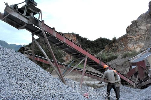 Khai thác khoáng sản gắn với bảo vệ môi trường
