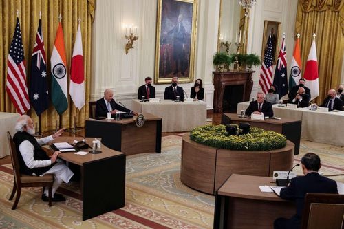 QUAD lần đầu họp trực tiếp, ông Biden kêu gọi đoàn kết chống lại thách thức