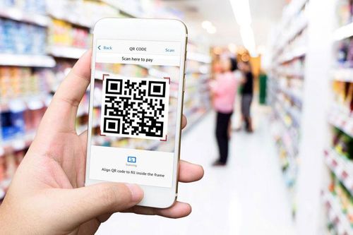 Chủ động khai báo, quét mã QR - 'chìa khóa' chống dịch khi nới lỏng giãn cách