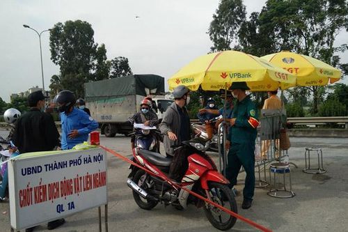 Gần 26 nghìn lượt người qua chốt kiểm soát dịch Covid-19 trong 24 giờ