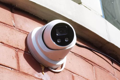 Hikvision phản hồi về lỗ hổng trên camera an ninh