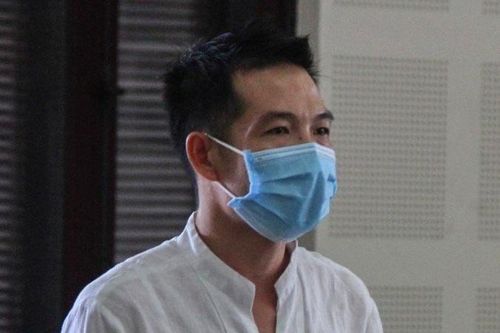 Đi tù vì đâm chồng cũ của người tình