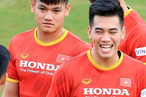 Bóng đá Việt Nam hôm nay: Đội tuyển Trung Quốc 'lộ bài' đấu tuyển Việt Nam