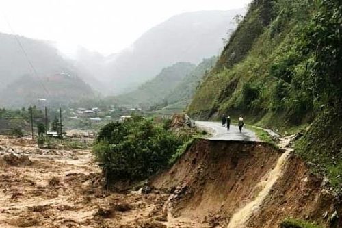 Nghệ An: Mưa lũ làm một người chết, gần 700 trăm nhà bị ngập