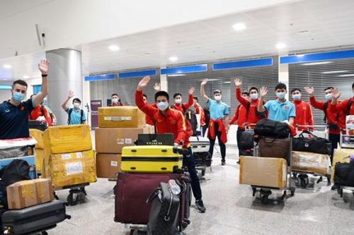 Tuyển futsal Việt Nam về nước sau hành trình tại FIFA Futsal World Cup 2021