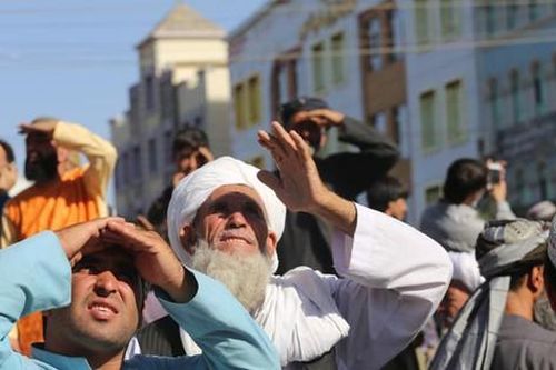 Taliban treo thi thể bốn nghi phạm bắt cóc giữa quảng trường để răn đe