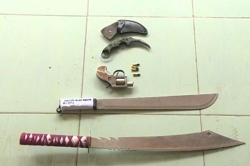 Nhóm thanh niên nổ súng để giải quyết chuyện nợ nần