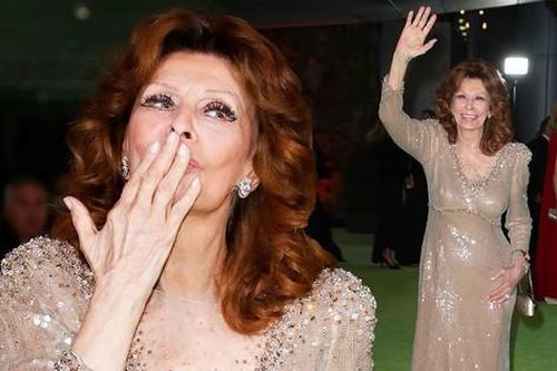'Tượng đài nhan sắc' Sophia Loren tái xuất ở tuổi 87