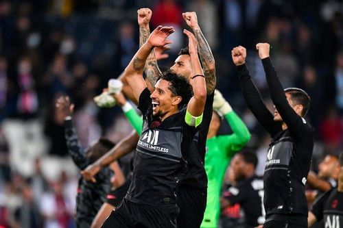 Thắng trận thứ 8 liên tiếp, PSG khiêu chiến Man City