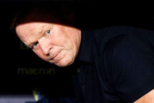 Ở Barca bây giờ, Koeman giống như một 'xác chết di động'