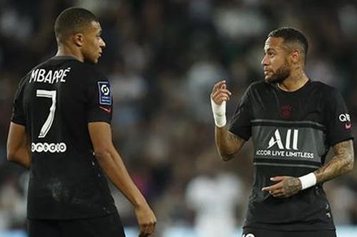 Nội bộ PSG lục đục: Mbappe cáo buộc không được Neymar chuyền bóng