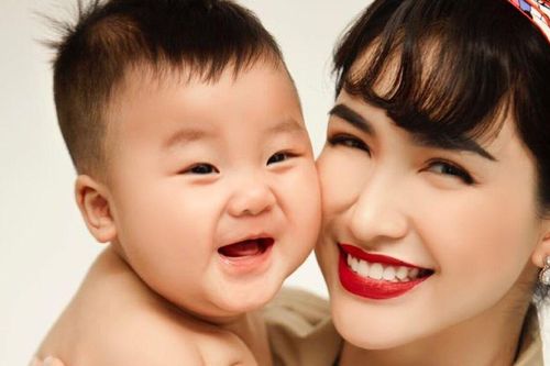 Hòa Minzy không muốn bé Bo theo nghệ thuật, tiết lộ định hướng tương lai cho 'trai cưng'
