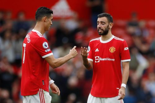 Bruno Fernandes chịu áp lực bởi cái bóng quá lớn của Ronaldo