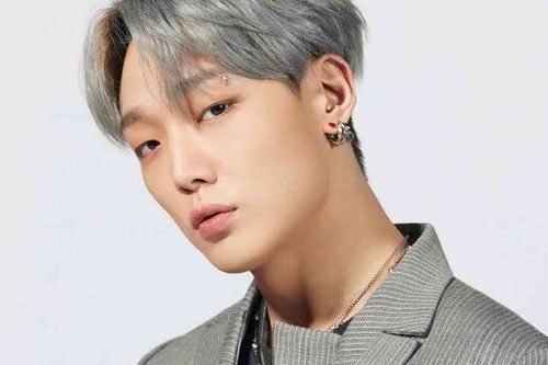 Bobby iKON lên chức bố